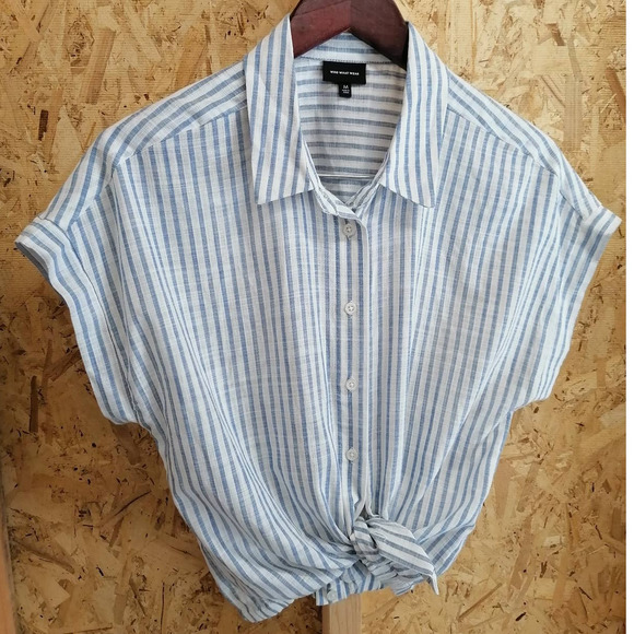 WHO WHAT WEAR Blue Striped Button Up Shirt Top Size Medium - Picture 1 of 9
